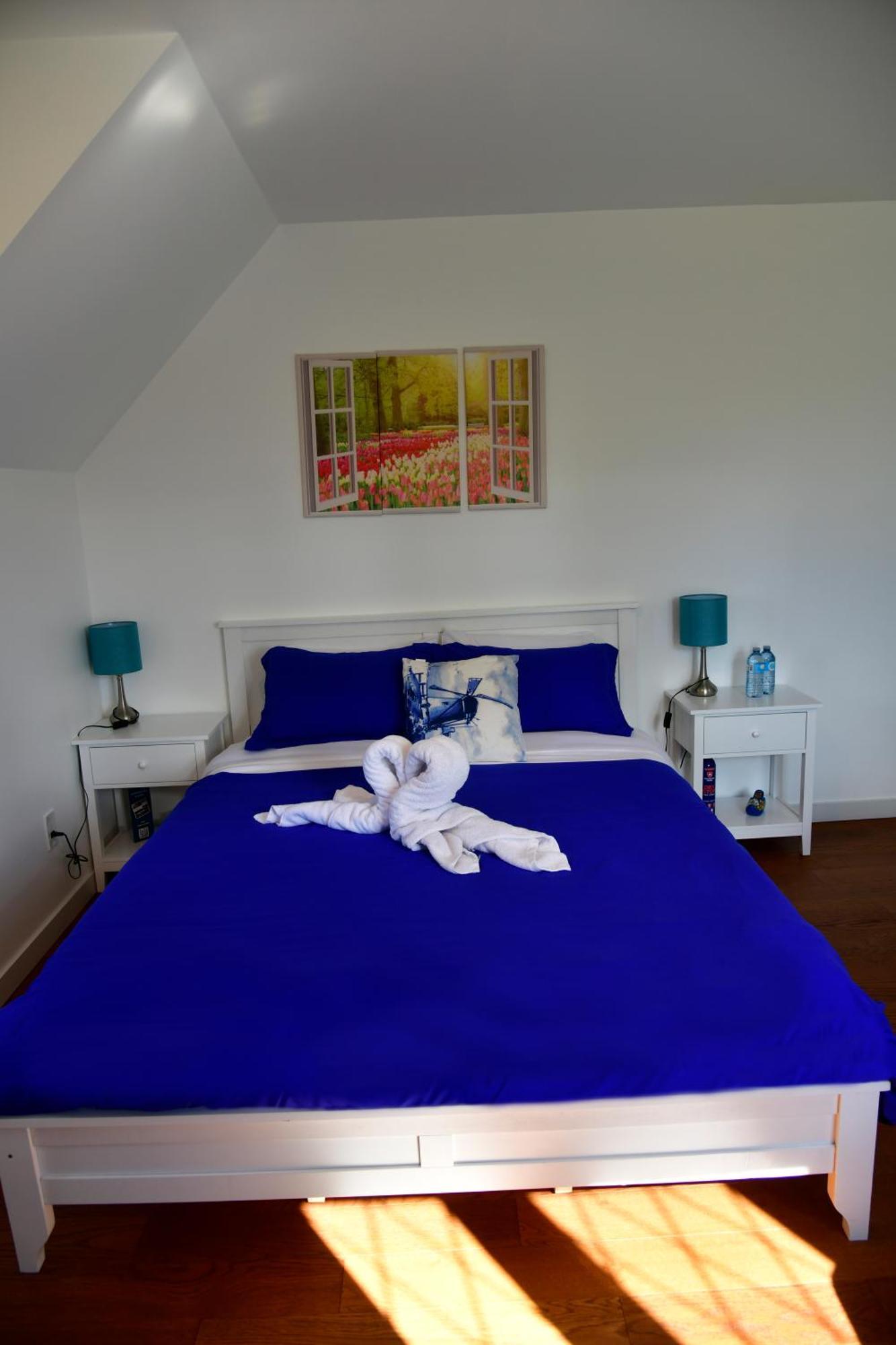 The Blue Cottage B&B Seventy Mile House Экстерьер фото